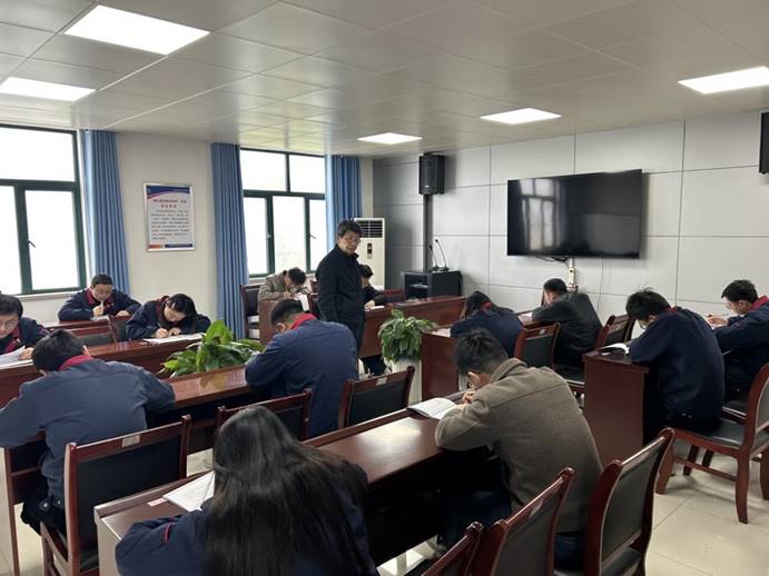 建材公司、檢測(cè)公司聯(lián)合開展管理人員業(yè)務(wù)提升考試